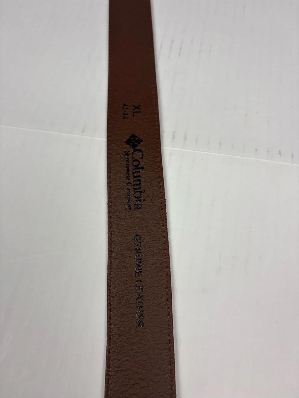 Columbia Men XL 42 44 Belt Brown Leather Silver Tone Buckle Adjustable Casual